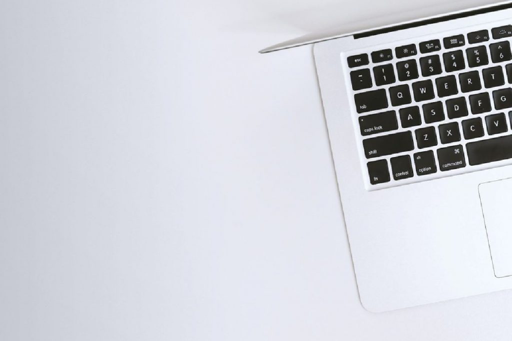 Bookmark webpages that you want to revisit in Safari on Mac